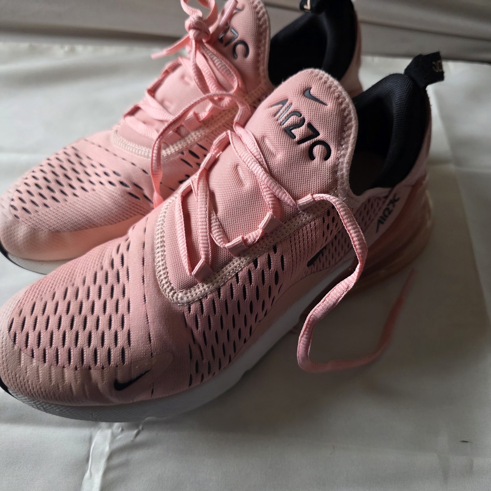 Nike Women's Air Max 270 Pink Athletic Shoes